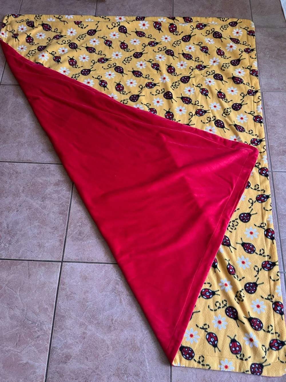Soft Yellow Blanket with ladybugs and daisies